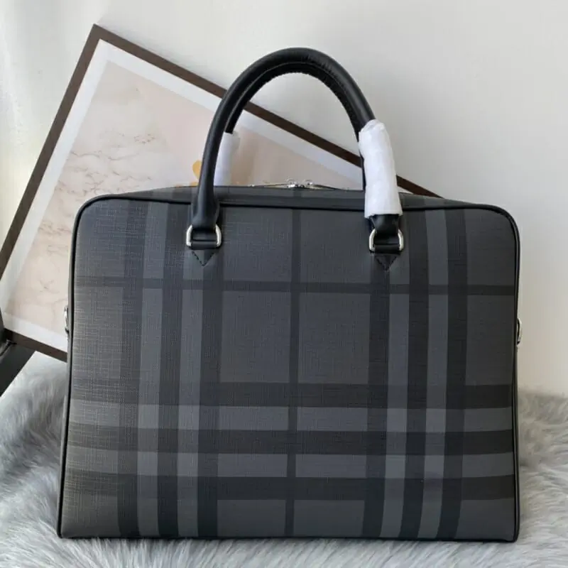 burberry aaa homme sac a main  s_1137b63